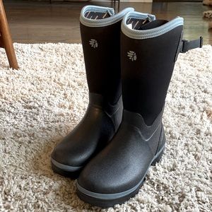 LaCrosse Boots: Women's Black Alpha Range Work Boots